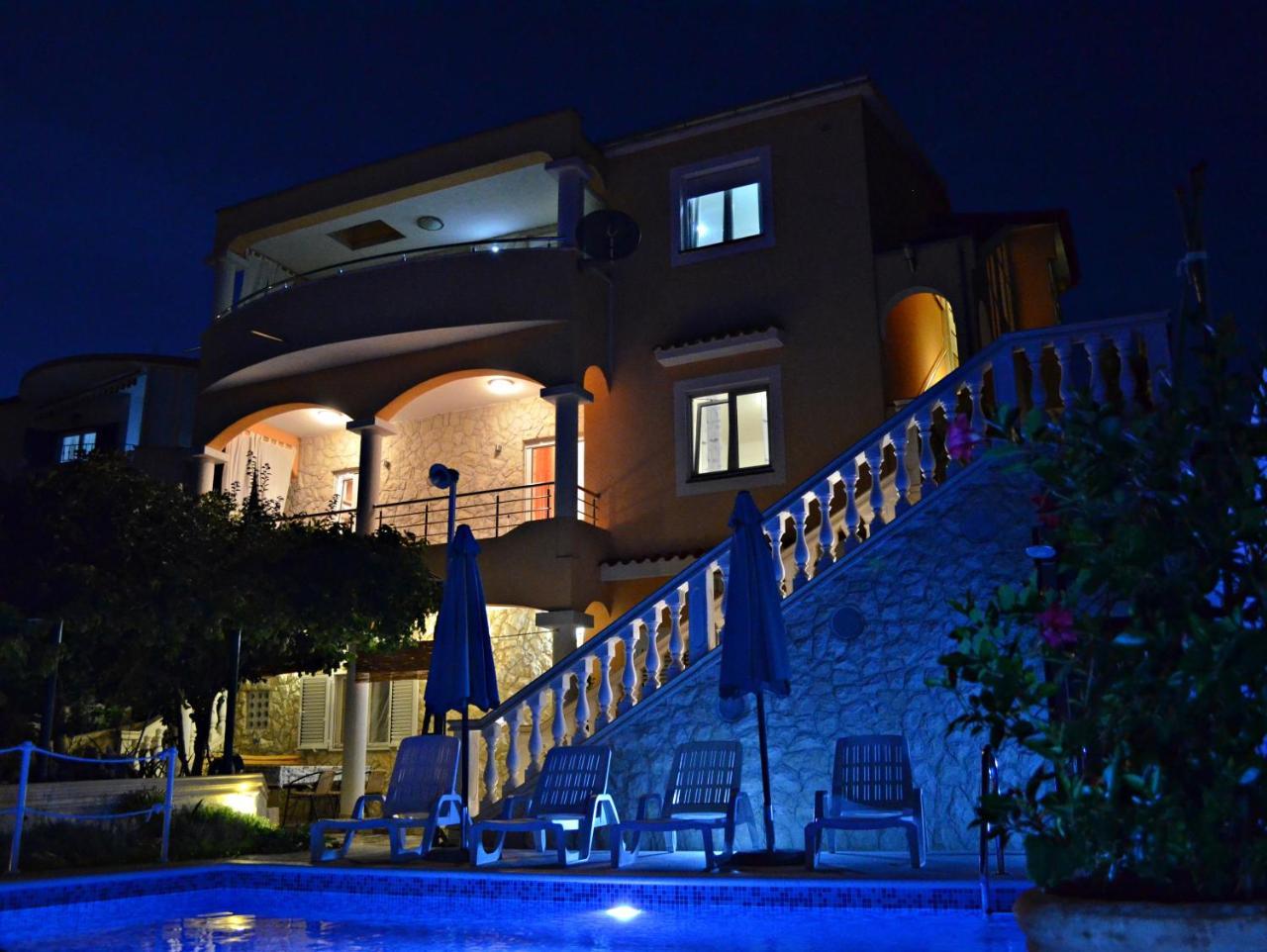 Apartments Villa Ra زابوريتش المظهر الخارجي الصورة
