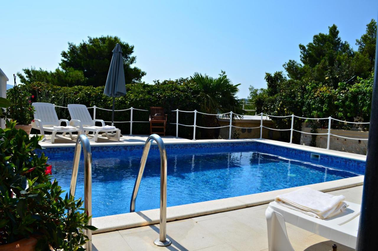 Apartments Villa Ra زابوريتش المظهر الخارجي الصورة